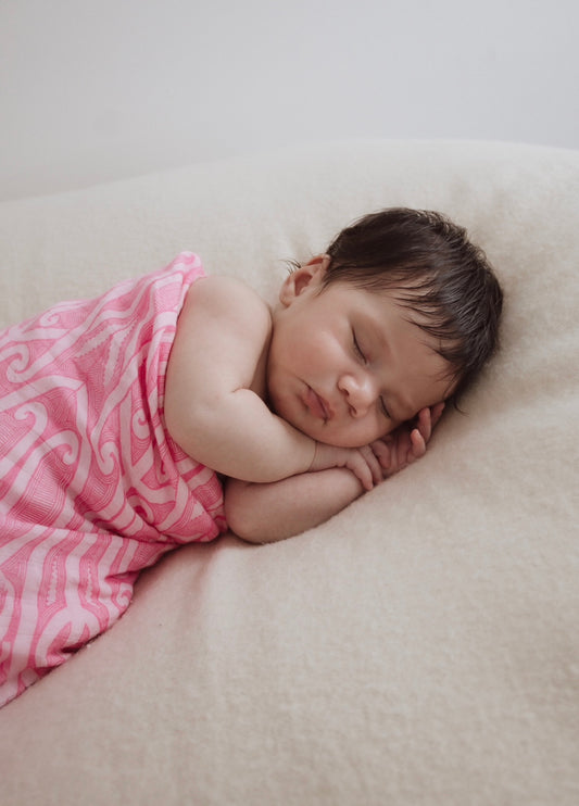 Taurikura wrap - pink