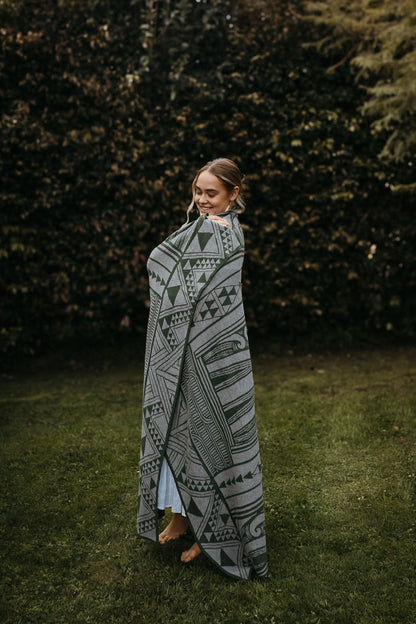 Throw Kotahitanga in Green & Gray